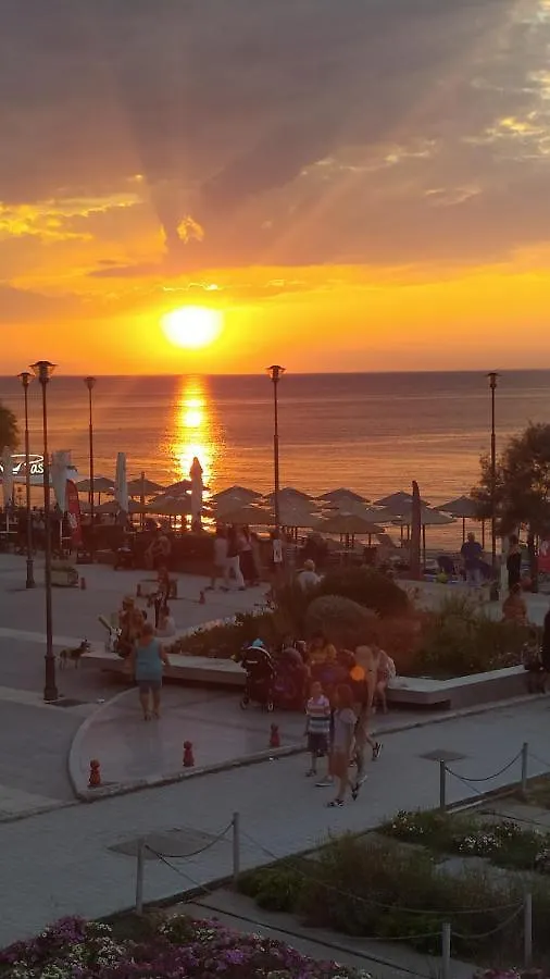 Apartmán La Mer Rooms Peraia Řecko