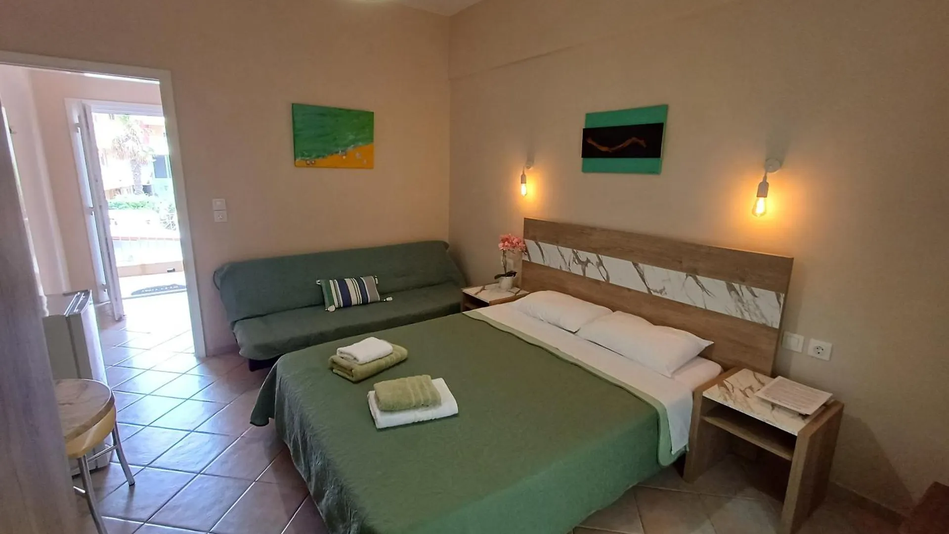 La Mer Rooms Peraia Greece
